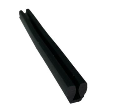Уплотнитель ЧЕРНЫЙ для профиля SLENDER 4 мм (ёлочка)